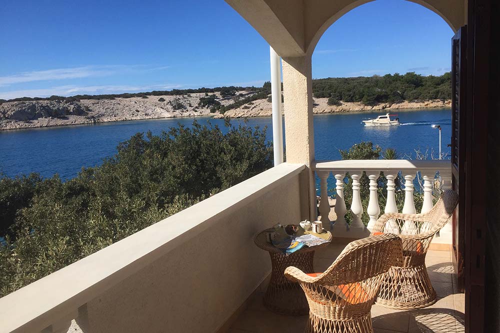 Second balcony of Apartment S2-A